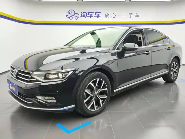 Фотография автомобиля — Volkswagen Magotan