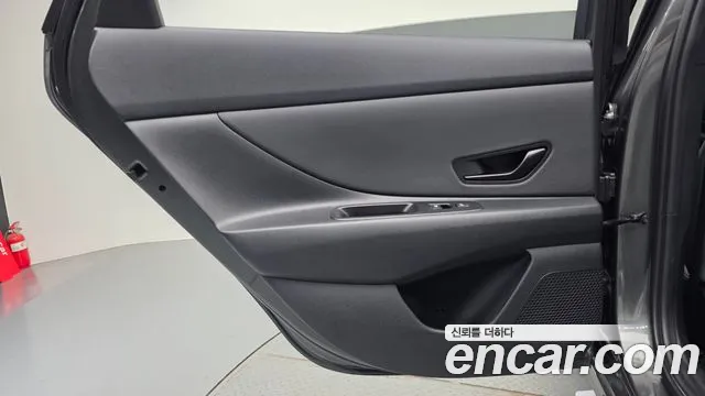 Hyundai AVANTE Новый Avante (CN7) — Фото автомобиля 24