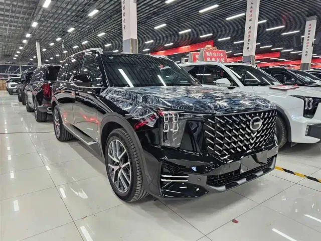 GAC Trumpchi GS8 — Фото автомобиля 5