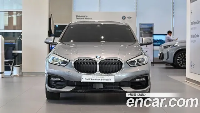 BMW 1 Series F40 — Фото автомобиля 3