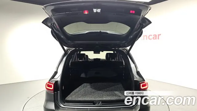 Mercedes-Benz GLB-Class — Фото автомобиля 20