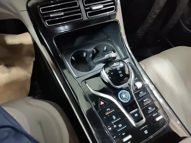 BYD Qin PLUS — Фото автомобиля 13