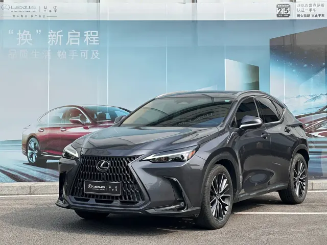 Фотография автомобиля — Lexus NX