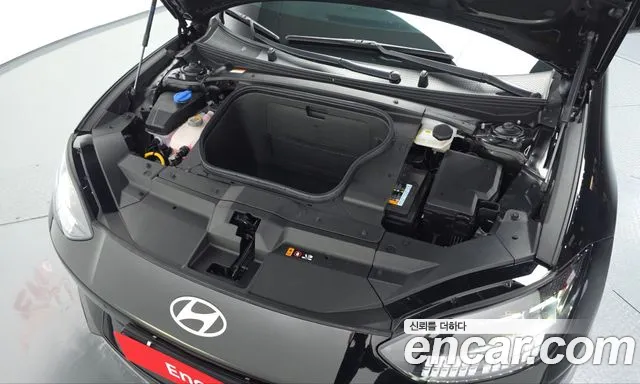 Hyundai Ioniq 6 — Фото автомобиля 9