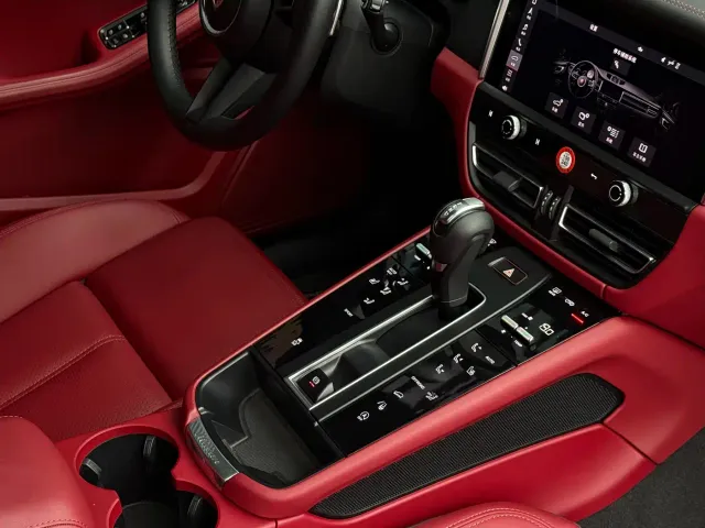 Porsche Macan — Фото автомобиля 14