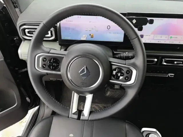 Baojun Yep — Фото автомобиля 10