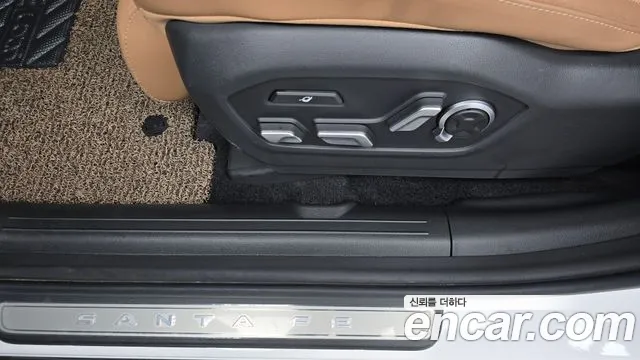 Hyundai Santafe Santa Fe (MX5) Бензин 2.5T 2WD — Фото автомобиля 24