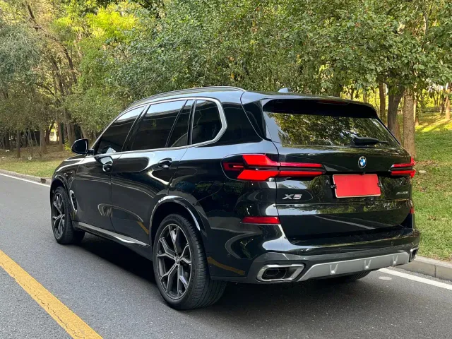 BMW X5 — Фото автомобиля 16