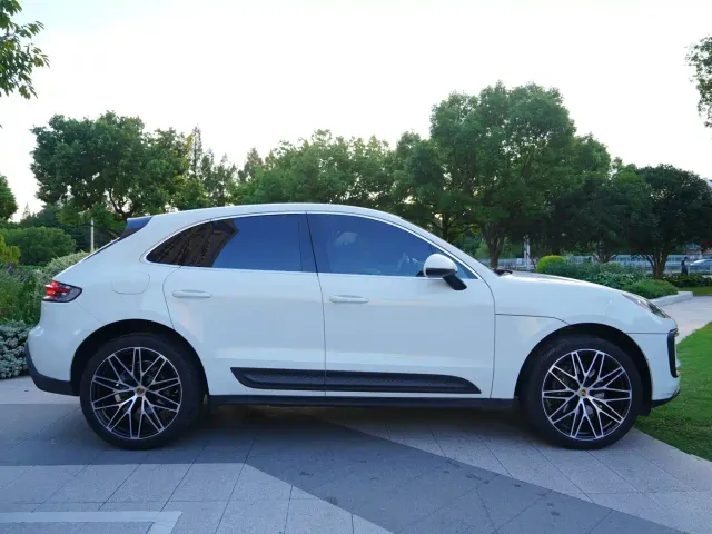 Porsche Macan — Фото автомобиля 17