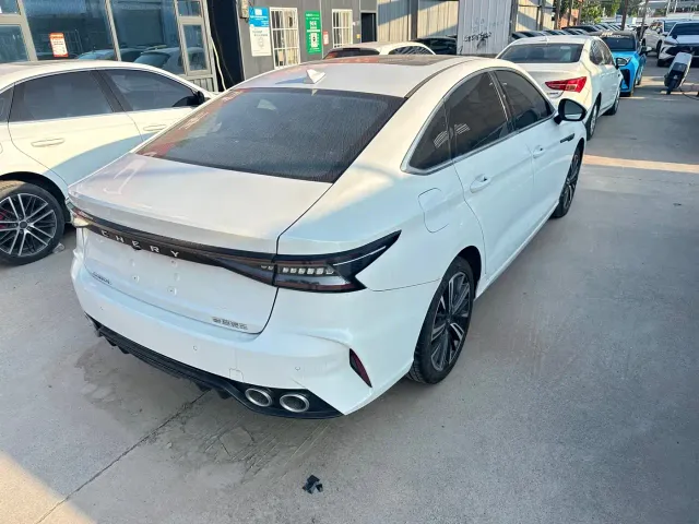 Chery Arrizo 8 — Фото автомобиля 9