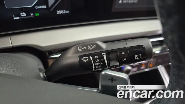 Kia Niro Signature — Фото автомобиля 19
