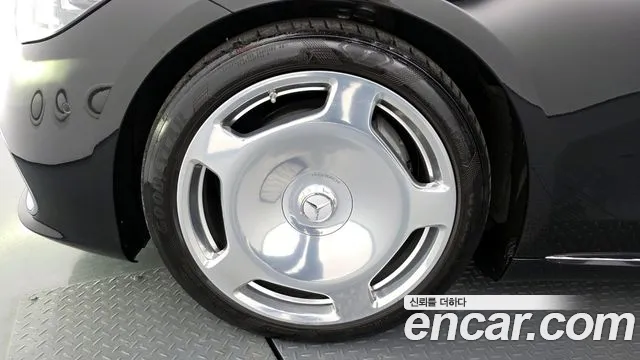 Mercedes-Benz S-Class — Фото автомобиля 5