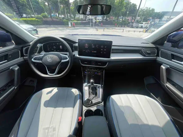 Volkswagen Tayron GTE Plug-in Hybrid — Фото автомобиля 13