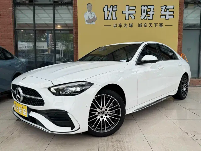 Фотография автомобиля — Mercedes-Benz C-Class