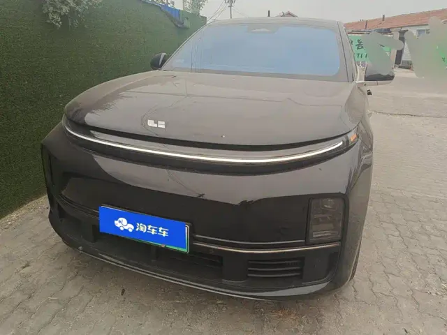 Li Auto L7 — Фото автомобиля 2