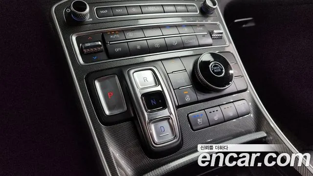 Hyundai Santafe Новый Santa Fe Дизель 2.2 2WD — Фото автомобиля 9