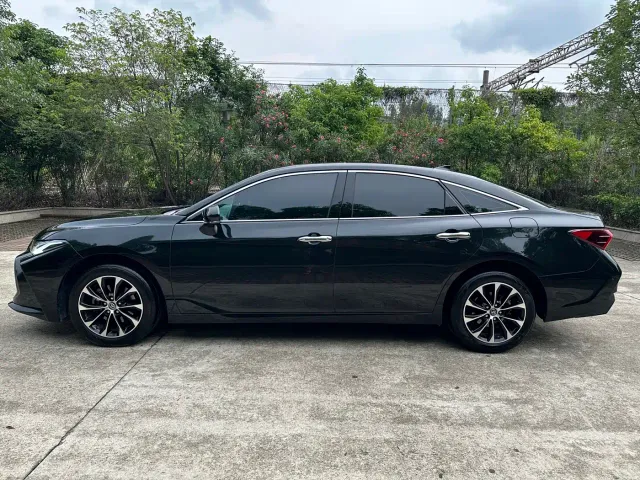 Toyota Avalon — Фото автомобиля 8