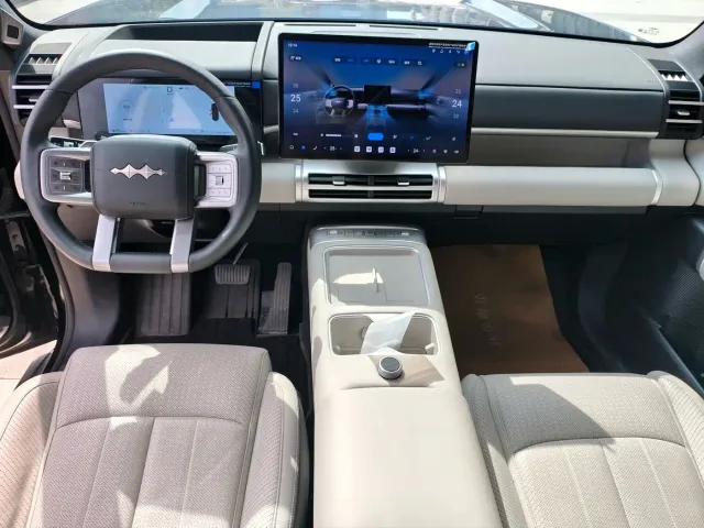 BYD FangChengBao Titanium 7 — Фото автомобиля 10
