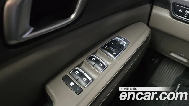 Kia Carnival 4th Gen — Фото автомобиля 28