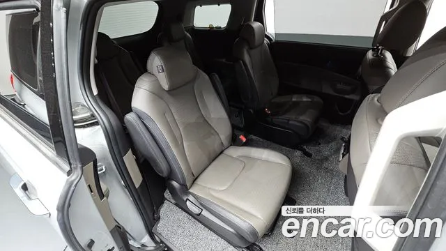 Kia Carnival 4th Gen — Фото автомобиля 17