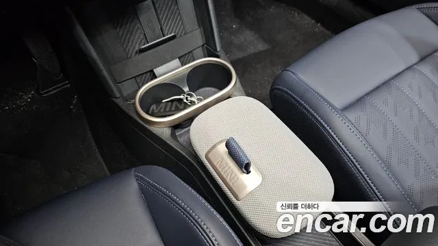 MINI Cooper 4th Gen — Фото автомобиля 12