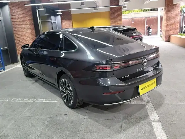 Volkswagen Sagitar — Фото автомобиля 3