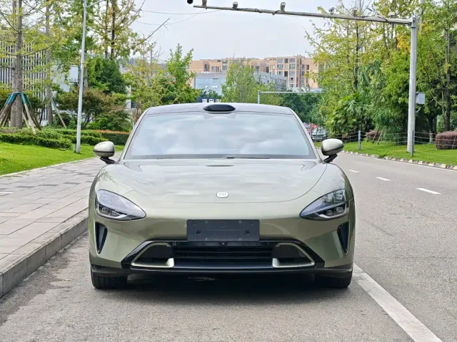 Xiaomi SU7 — Фото автомобиля 2