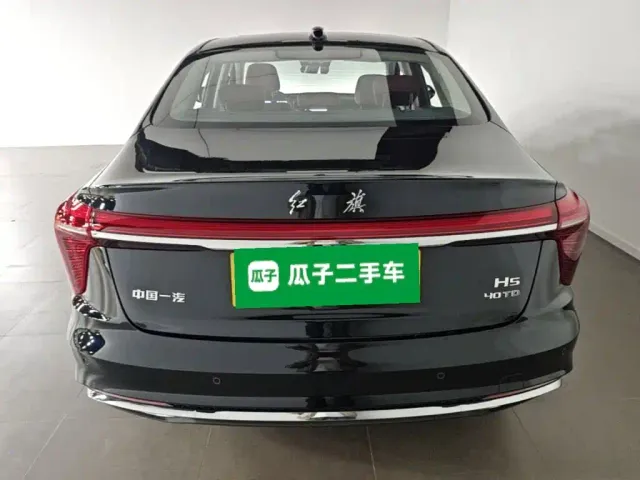 Hongqi H5 — Фото автомобиля 5