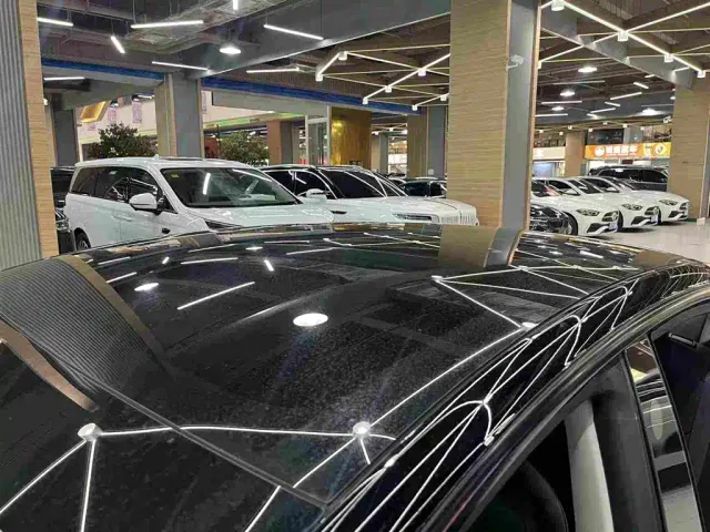 Tesla Model 3 — Фото автомобиля 26