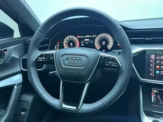 Audi A6L — Фото автомобиля 4