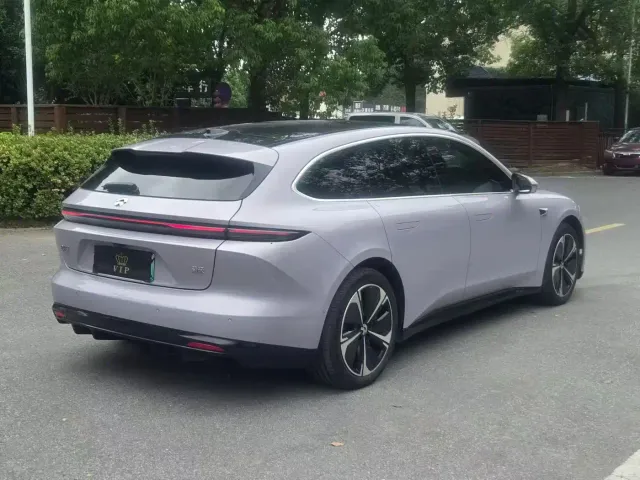 Nio ET5 Touring — Фото автомобиля 6