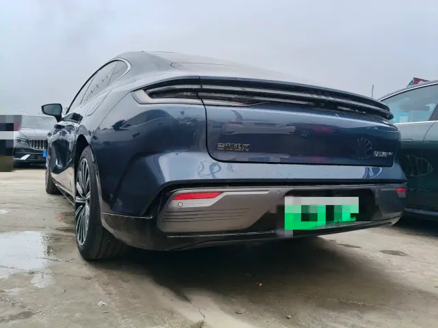 Geely Galaxy Xingyao 8 — Фото автомобиля 10