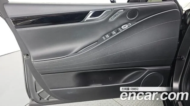 Genesis G80 RG3 — Фото автомобиля 13
