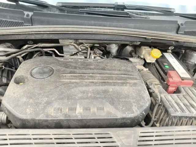 Roewe iMAX8 — Фото автомобиля 21