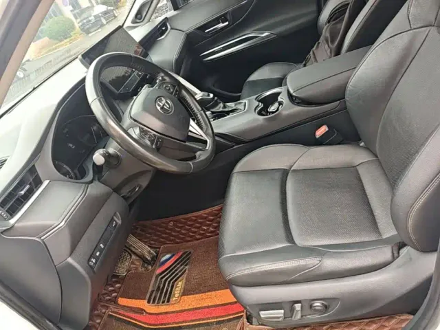 Toyota Venza — Фото автомобиля 14
