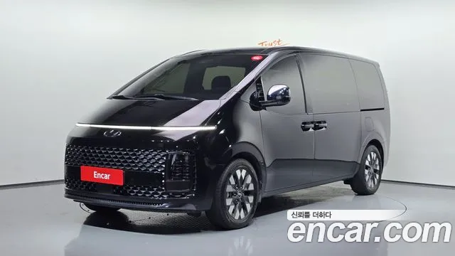 Фотография автомобиля — Hyundai Staria