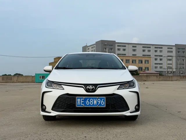 Toyota Corolla — Фото автомобиля 2