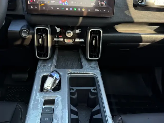 Haval Big Dog — Фото автомобиля 10