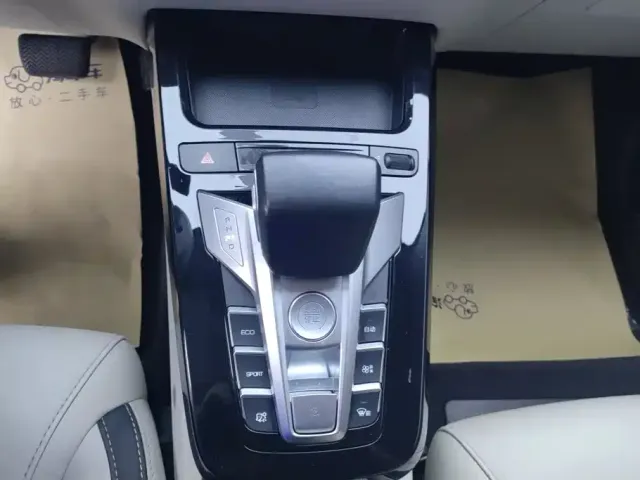 BYD Yuan Pro — Фото автомобиля 16