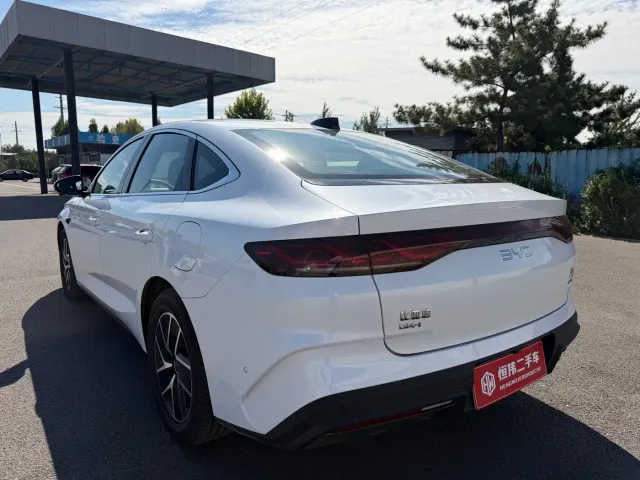 BYD Qin L — Фото автомобиля 6