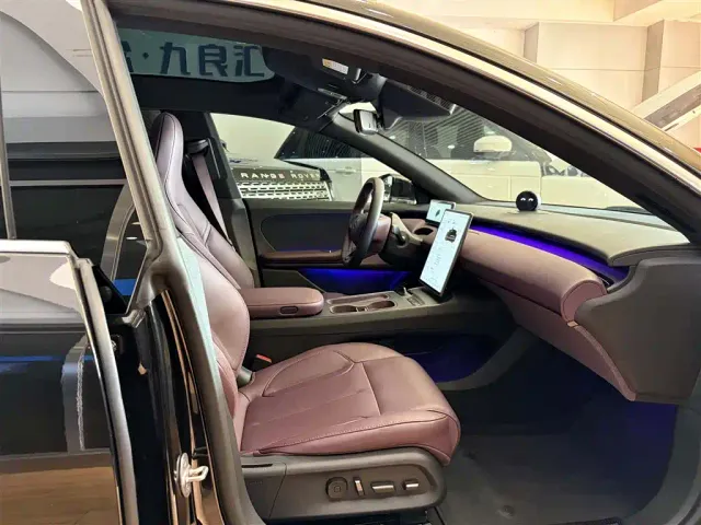 Nio ET5 Touring — Фото автомобиля 5