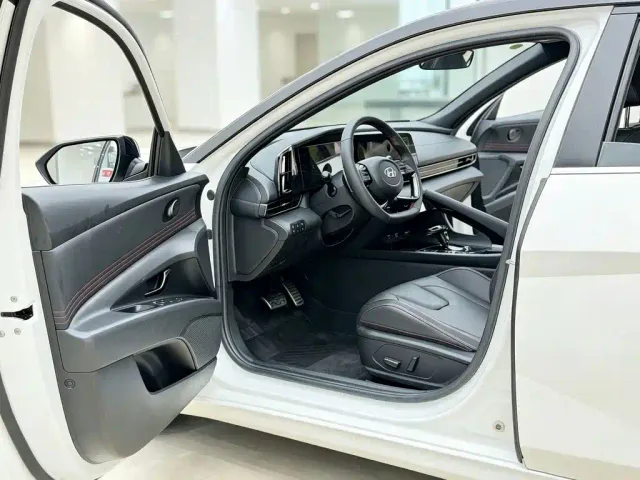 Hyundai Elantra — Фото автомобиля 10