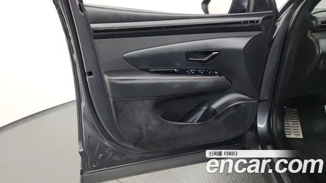 Hyundai Tucson Tucson (NX4) Бензин 1.6 турбо 2WD — Фото автомобиля 21