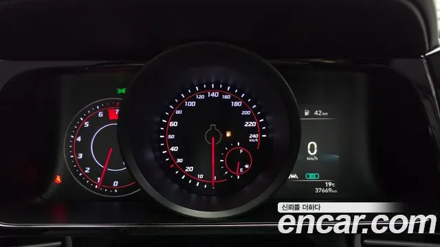 Hyundai Avante CN7 — Фото автомобиля 11
