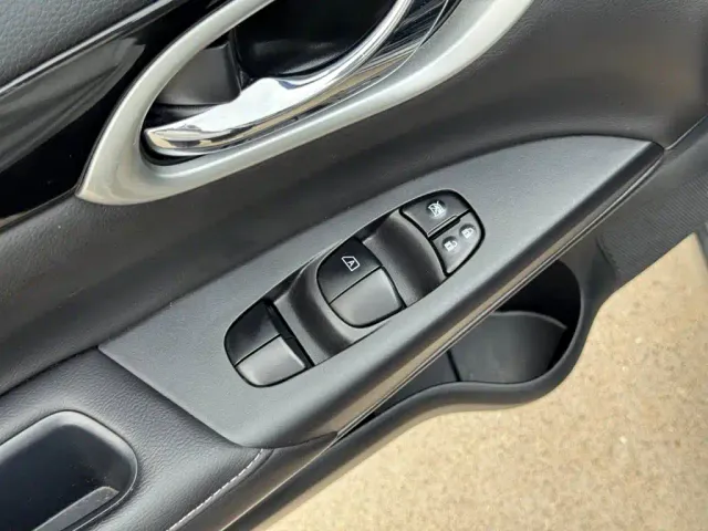 Nissan Sylphy — Фото автомобиля 18