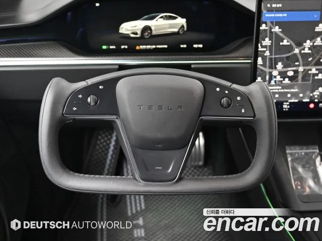 Tesla Model S — Фото автомобиля 9