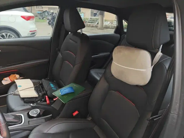 Chevrolet Monza — Фото автомобиля 16