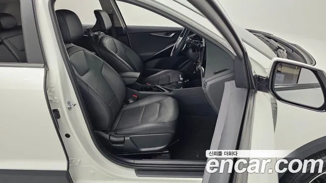 Kia Niro The All New — Фото автомобиля 10