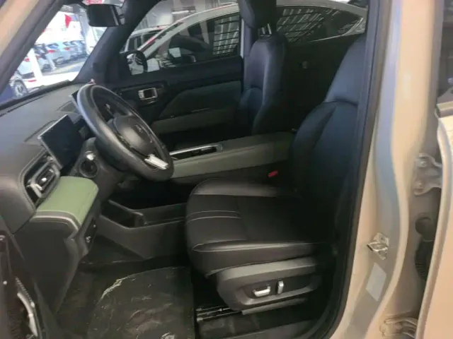 Baojun Yep Plus — Фото автомобиля 14