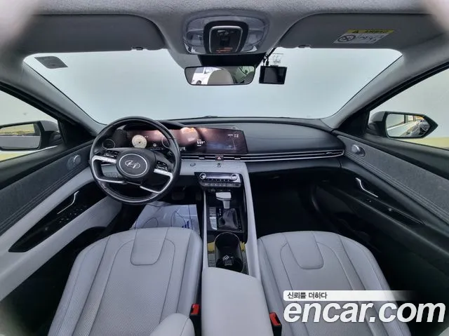 Hyundai Avante CN7 — Фото автомобиля 11